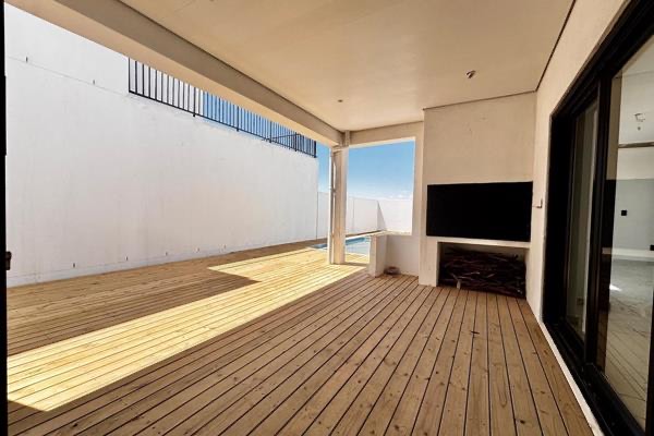 4 Bedroom Property for Sale in Sandown Western Cape